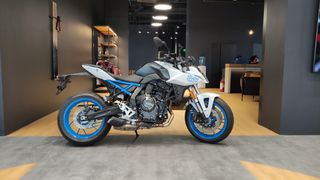 Suzuki GSX 8S 2024-thumb-2