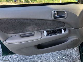 Toyota Corolla 2001 1.4-thumb-22
