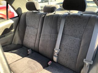 Toyota Corolla 2001 1.4-thumb-25