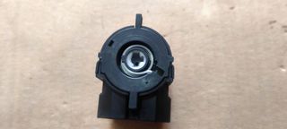 ΕΠΑΦΗ  ΔΙΑΚΟΠΤΗ  VALEO--BMW E46 E39 E38 E83 E53 E85 --Κλειδαριά Τιμονιού - BMW -E85/E-86 --(MONT-2006-2012)--VALEO -- 6901961