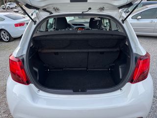 Toyota Yaris 2015 VVT-i Comfort-thumb-29