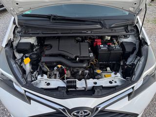 Toyota Yaris 2015 VVT-i Comfort-thumb-32