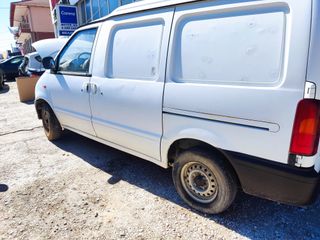 Nissan VANETE 1992-2001-thumb-3