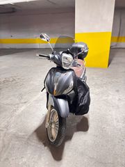 Piaggio Beverly 300 2016 300ie-thumb-4