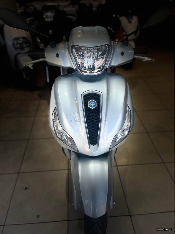 Piaggio Medley 125 2025 E5+  ΝΕΑ ΤΙΜΗ ΚΑΙ ΔΩΡΟ ΕΠΕΚΤΑΣΗΣ ΕΓΓΥΗΣΗΣ 4 ΧΡΟΝΙΑ