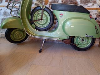 Piaggio Vespa 1972 50s-thumb-1
