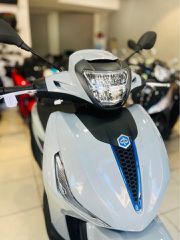 Piaggio Beverly 310 2025 E5+  ΝΕΑ ΤΙΜΗ ΚΑΙ ΔΩΡΟ ΕΠΕΚΤΑΣΗΣ ΕΓΓΥΗΣΗΣ 4 ΧΡΟΝΙΑ-thumb-1
