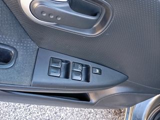 Nissan Note 2013 Tekna-thumb-8