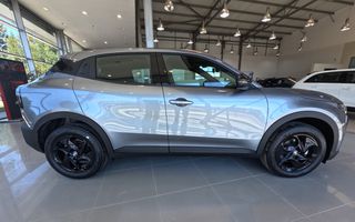 Alfa Romeo Junior 2026 1.2 CORE 145hp DDCT eHYBRID-thumb-9