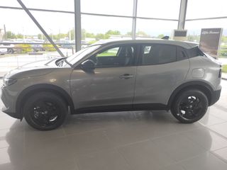 Alfa Romeo Junior 2026 1.2 CORE 145hp DDCT eHYBRID-thumb-3