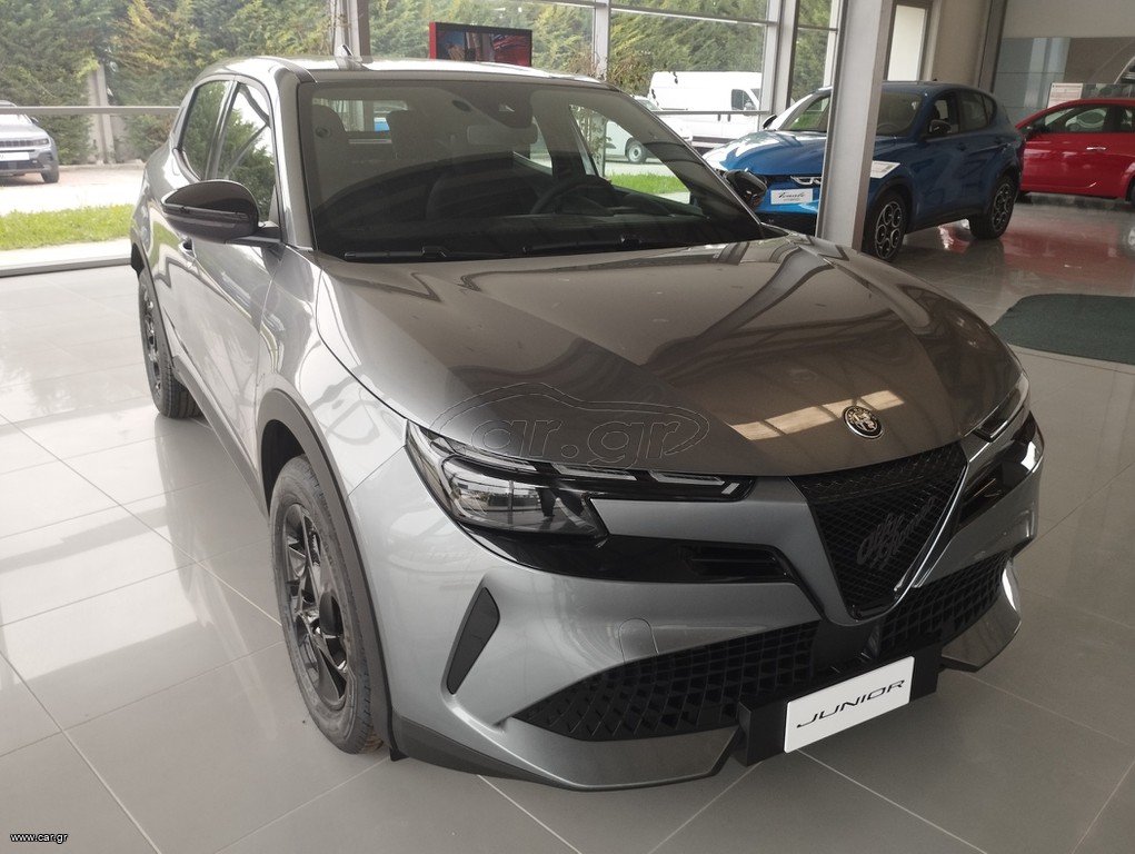 Alfa Romeo Junior 2026 1.2 CORE 145hp DDCT eHYBRID