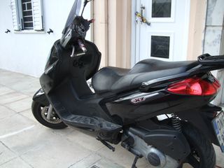 Piaggio X7 250-300 ανταλλακτικα. Υπαρχουν τα παντα ,ηλεκτρικα, αναφλεξη, σωμα πλαισιο ,πλαστικα, τροχοι, εξατμιση, οργανα ,φαναρια, πιρουνι, μπροστινο κομπλε.