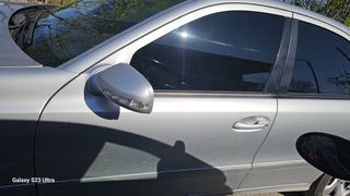 ΚΑΘΡΕΦΤΕΣ 211 FACELIFT  ΑΝΑΚΛΕΙΟΜΕΝΟΙ