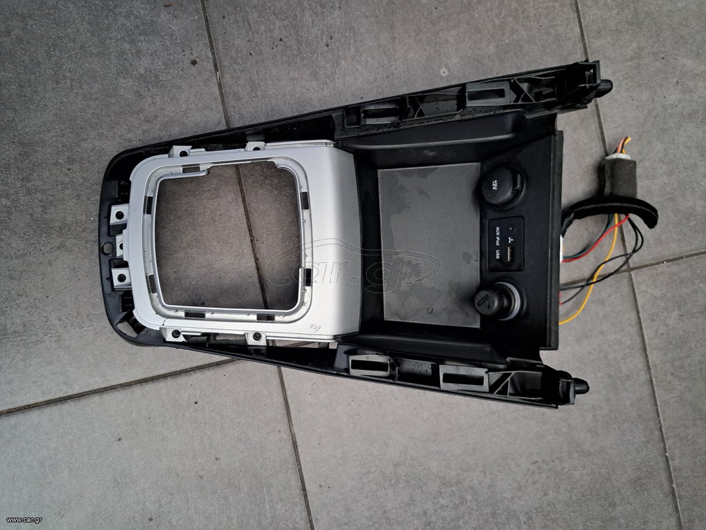 Kia Ceed 2007-2011 Κονσόλα λεβιέ