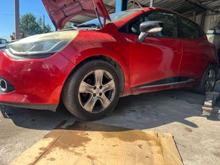 Renault Clio 2013 1,2 16V MONO ΓΙΑ ΑΝΤΑΛΛΑΚΤΙΚΑ