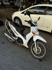 Honda ANF 125 Innova 2014