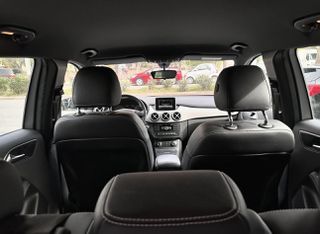 Mercedes-Benz B 180 2014 BLUEEFFICIENCY-thumb-5