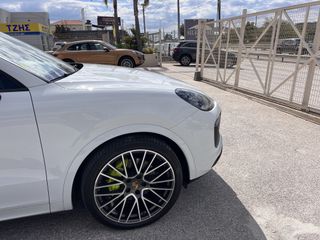 Porsche Cayenne 2020 COUPE E-HYBRID SPORT DESIGN PACK PORSCHE APPROVED-thumb-8