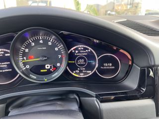 Porsche Cayenne 2020 COUPE E-HYBRID SPORT DESIGN PACK PORSCHE APPROVED-thumb-50