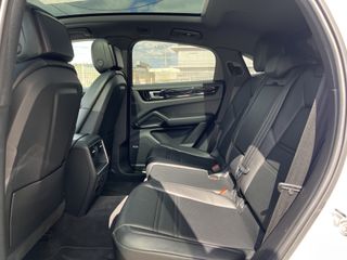 Porsche Cayenne 2020 COUPE E-HYBRID SPORT DESIGN PACK PORSCHE APPROVED-thumb-20