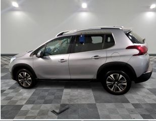 Peugeot 2008 2017 1.2 PURETECH 110 ALLURE-thumb-5