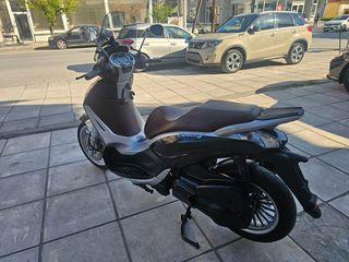 Piaggio Beverly 300 2018 ABS-ASR-!!-thumb-9