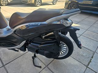 Piaggio Beverly 300 2018 ABS-ASR-!!-thumb-11