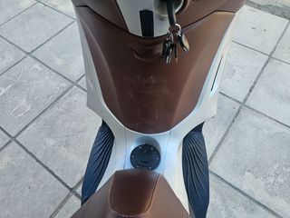 Piaggio Beverly 300 2018 ABS-ASR-!!-thumb-16