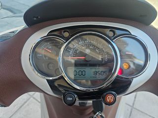 Piaggio Beverly 300 2018 ABS-ASR-!!-thumb-20