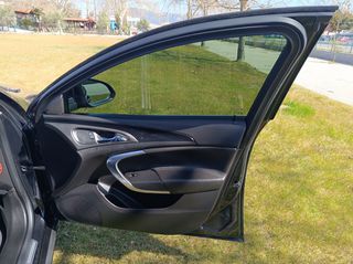 Opel Insignia 2014-thumb-12