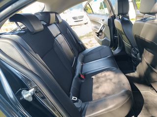 Opel Insignia 2014-thumb-17