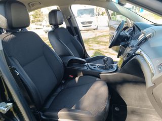 Opel Insignia 2014-thumb-19