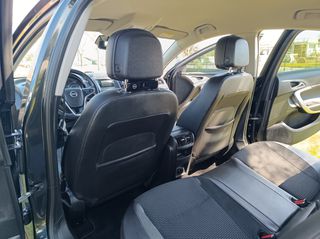 Opel Insignia 2014-thumb-21