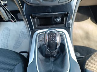 Opel Insignia 2014-thumb-31