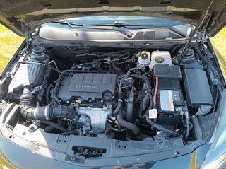 Opel Insignia 2014-thumb-32