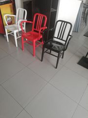 Καρέκλες αλουμινίου με μπράτσα και χωρις  σε αρίστη κατάσταση