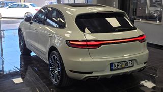 Porsche Macan 2017 2.0-thumb-24