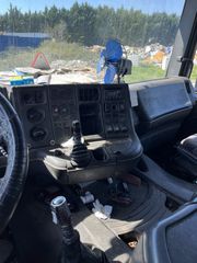 SCANIA 124L - 400