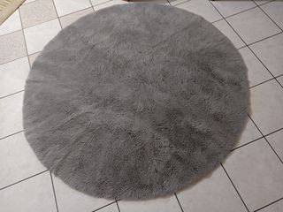 Χαλί στρογγυλό γούνινο