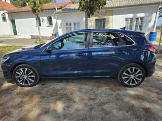 Hyundai i 30 2017 1.6 CRDI BLUE COMFORT FULL!-thumb-2