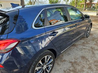 Hyundai i 30 2017 1.6 CRDI BLUE COMFORT FULL!-thumb-6