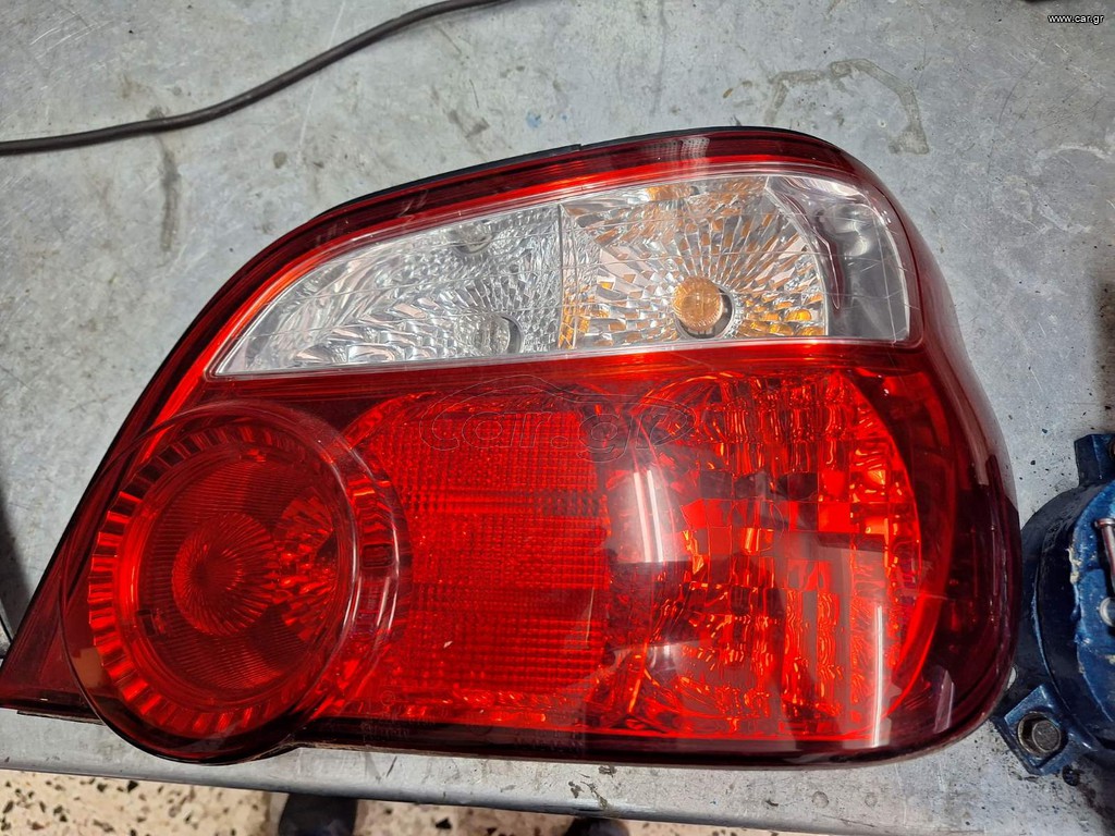 ΠΙΣΩ ΦΑΝΑΡΙΑ SUBARU IMPREZA  2004