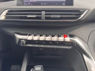 Peugeot 3008 2021 BUSINESS-thumb-22