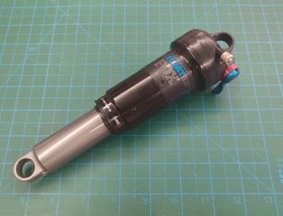 Πισω αναρτηση ποδηλατου Fox 200mm