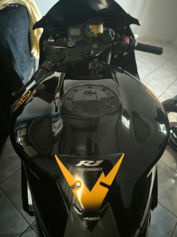 Yamaha R 3 2000