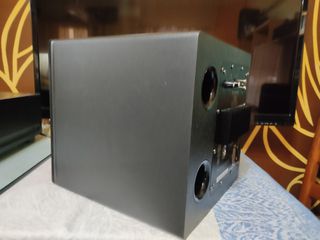 Subwoofer Cambridge Audio s-90 πολύ δυνατό