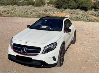 Mercedes-Benz GLA 200 2014