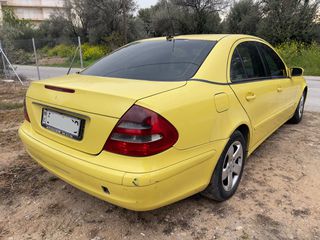 Mercedes-Benz E 220 2003-thumb-4