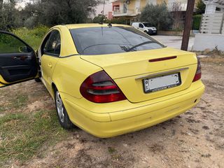 Mercedes-Benz E 220 2003-thumb-5