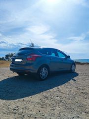 Ford Focus 2014-thumb-1